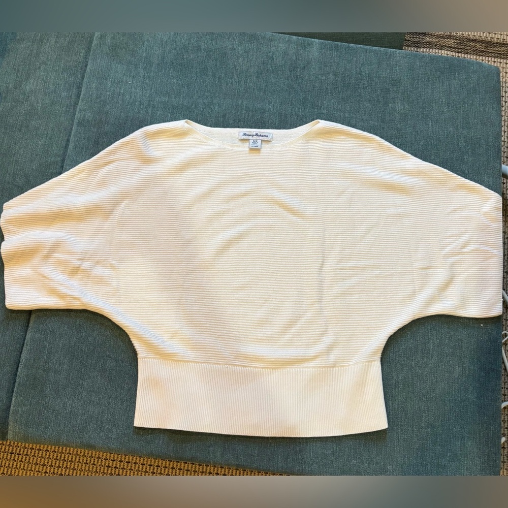 Tommy Bahama Bonita kimono sleeve